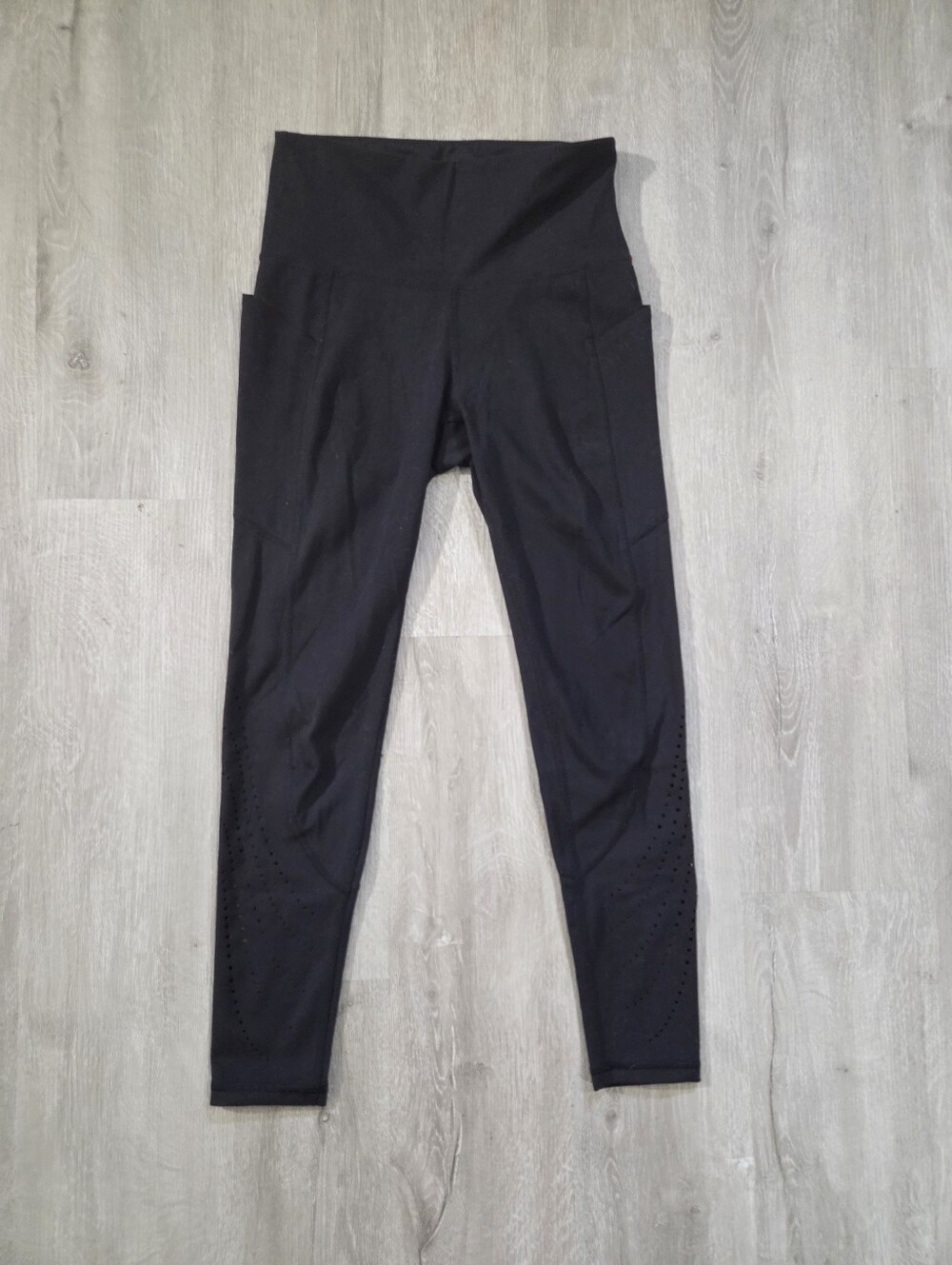 Xersion Midrise Black 7/8 Ankle Leggings